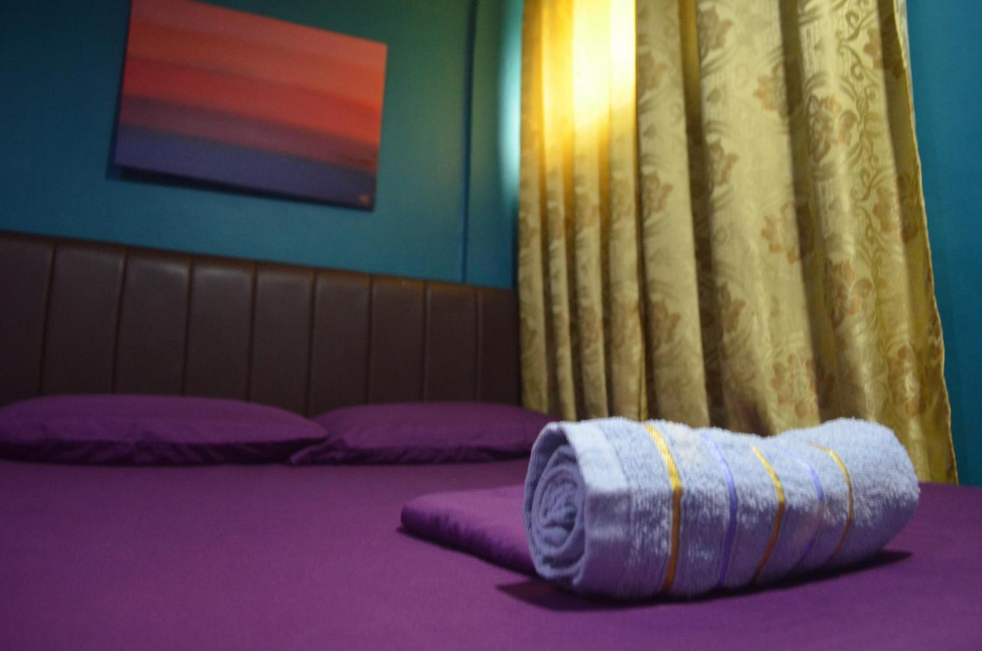 Gaius Inn Manila Eksteriør bilde